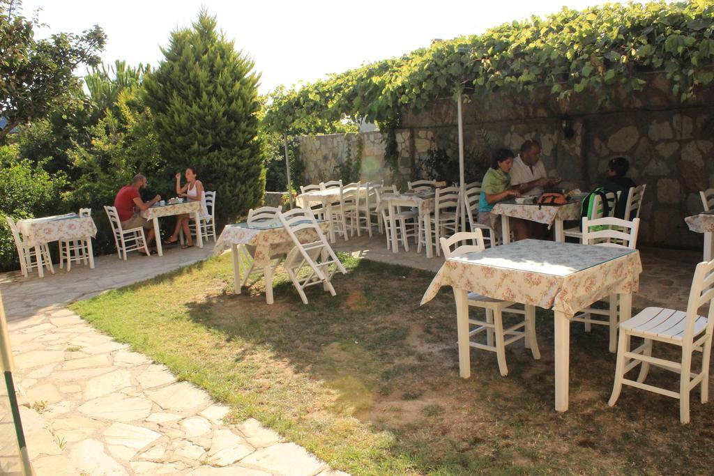 Ilyada Hotel Бозджаада Экстерьер фото