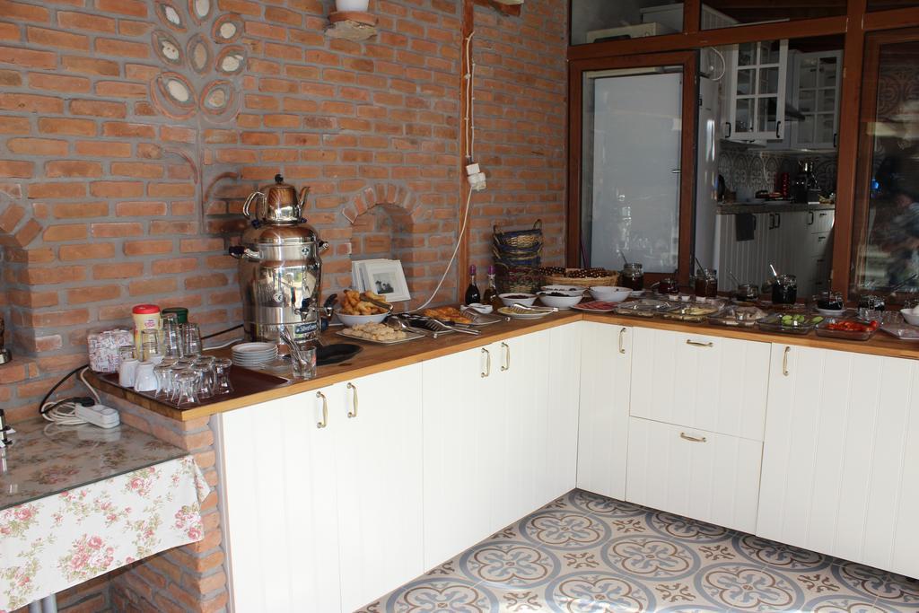 Ilyada Hotel Бозджаада Экстерьер фото